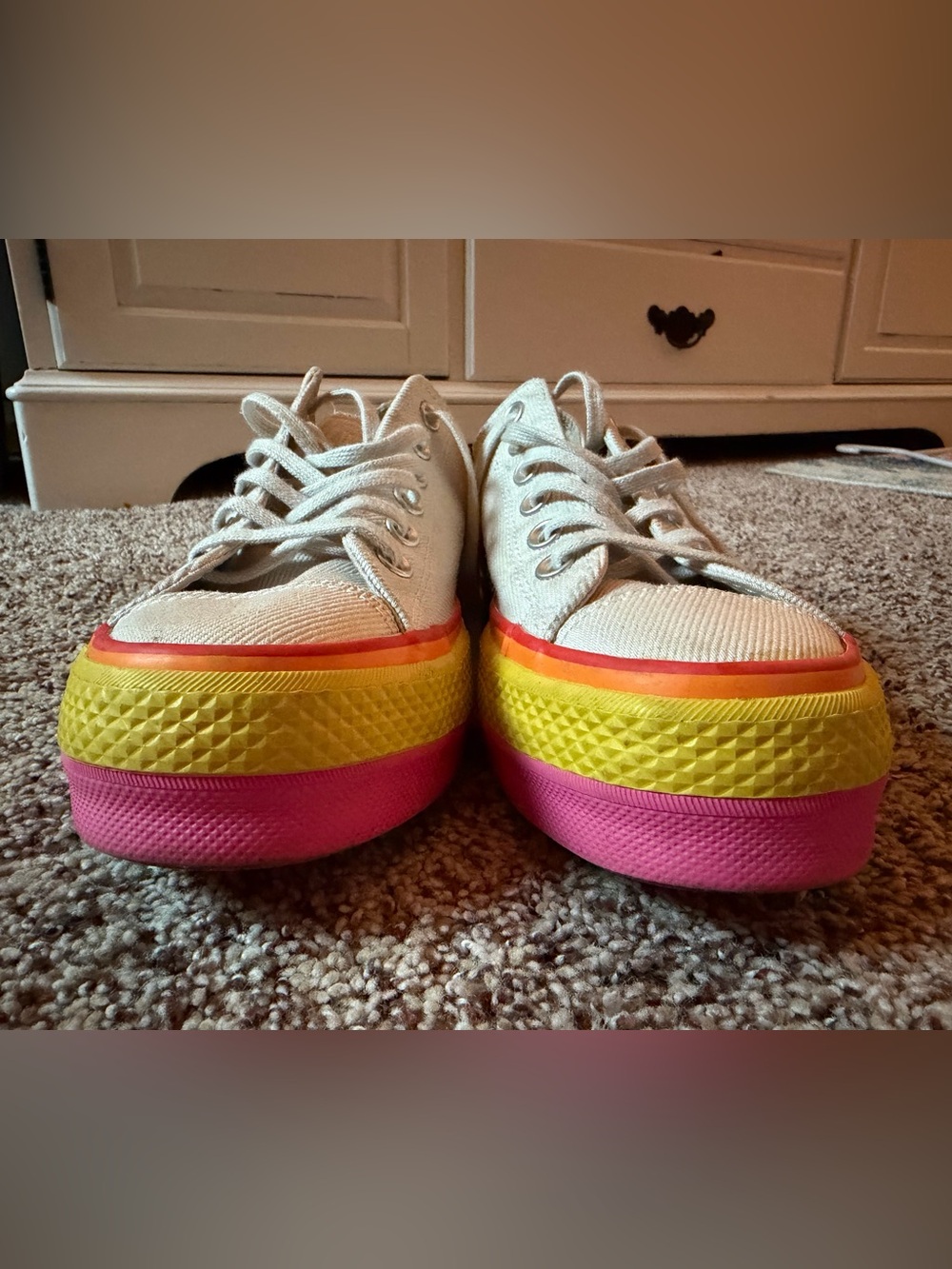Converse - Picture 5 of 8